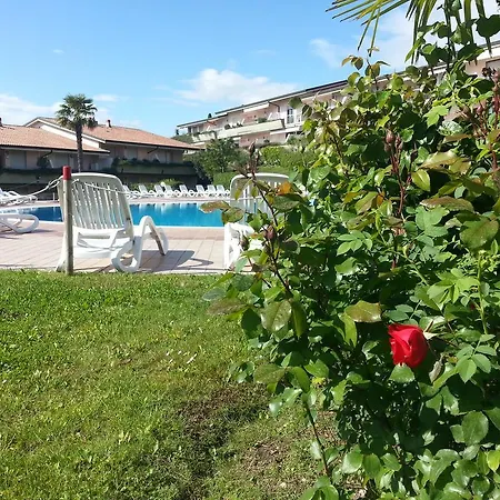 Lago Residence Apartament *